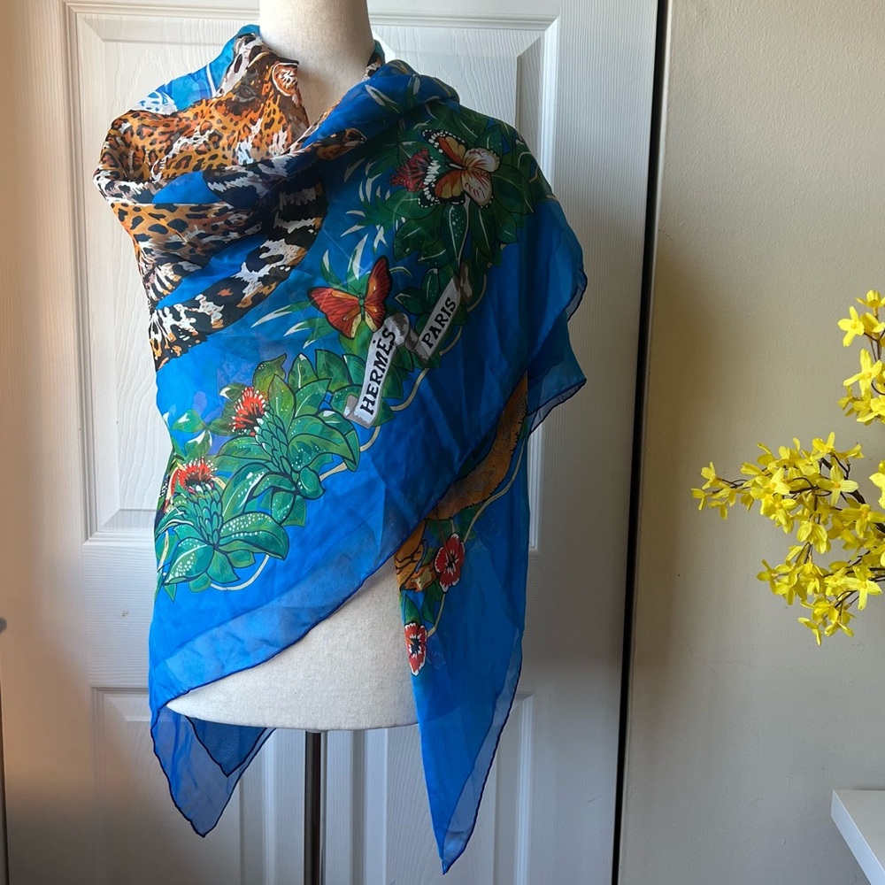 Hermès Paris Jungle Love Silk Scarf